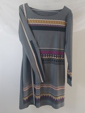 Miss Versa R3 Prague Geometric Tribal Pint Long Sleeve Dress Size Large